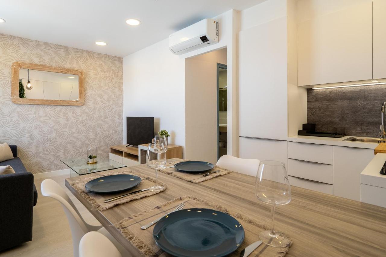Precioso Apartamento Reformado Con Vistas A Playa Son Bou Exterior photo